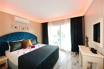 Delita Turkbuku Otel 2*